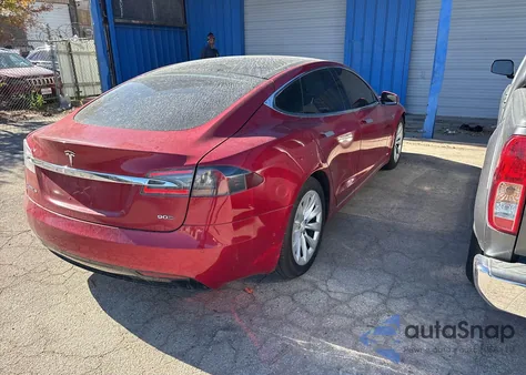 2016 Tesla Model S 60D/70D/75D/85D/90D из США, поврежденный, VIN 5YJSA1E21GF156369